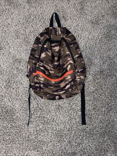 Mini camo back pack - camo,